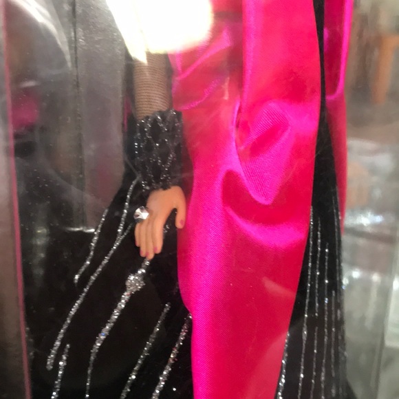 VINTAGE 1998 SPECIAL EDITION HOLIDAY BARBIE EXCELLENT COND NEVER OUT OF BOX - Picture 5 of 6
